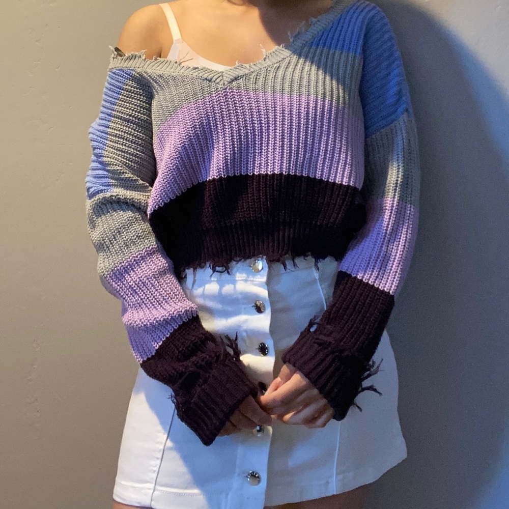 Brand: Forever 21 Size: Small (flexible)